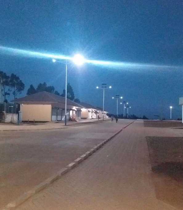 连南县非洲科特迪瓦太阳能路灯工程